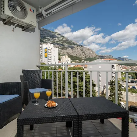 Beachfront Mlinarevic Apartment